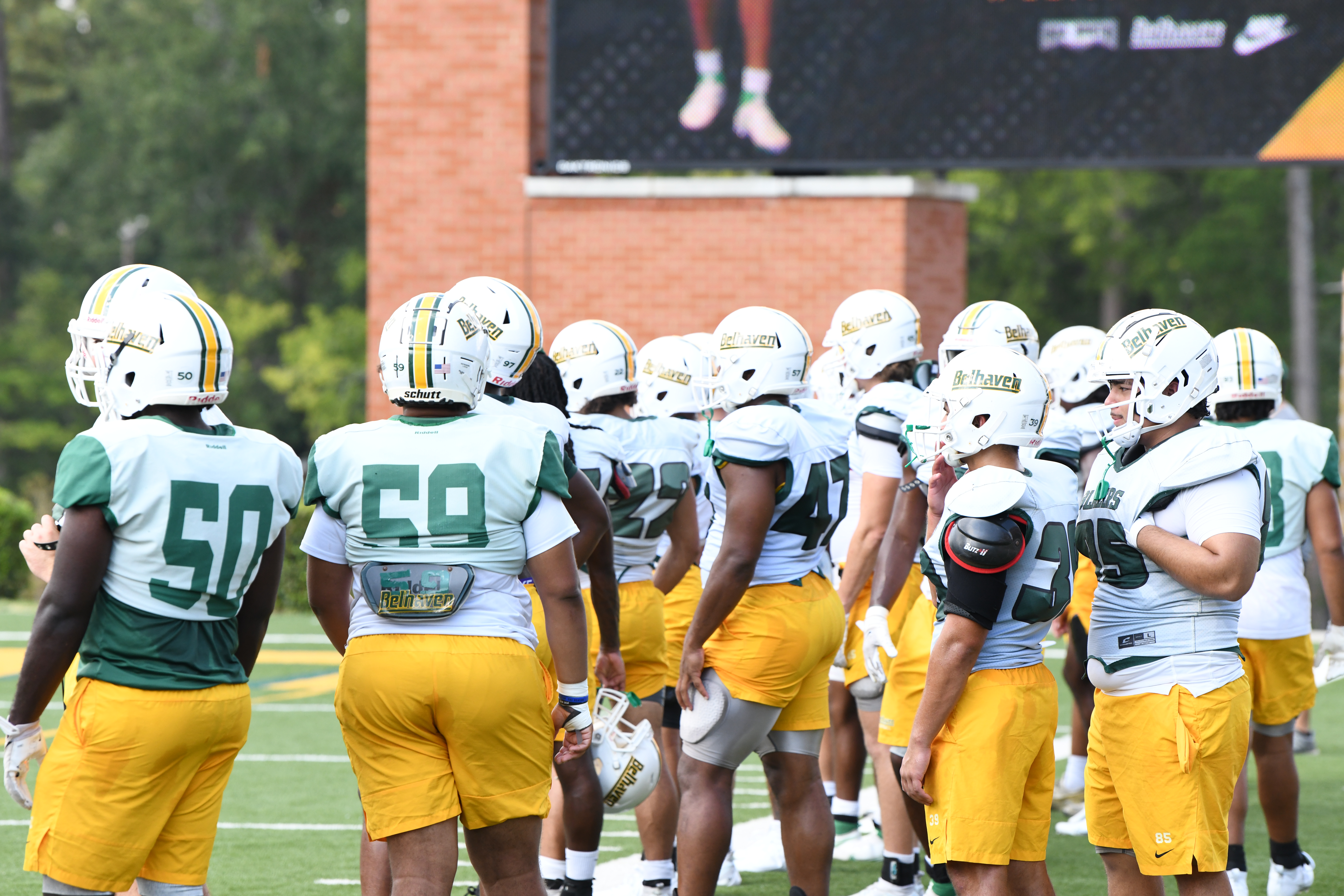 Campus Atmosphere - Capturing the essence of university life